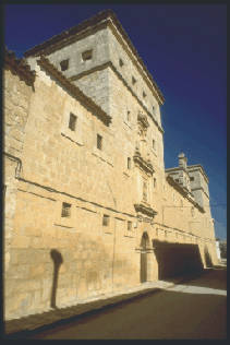 Palencia, monumento a la primera universidad