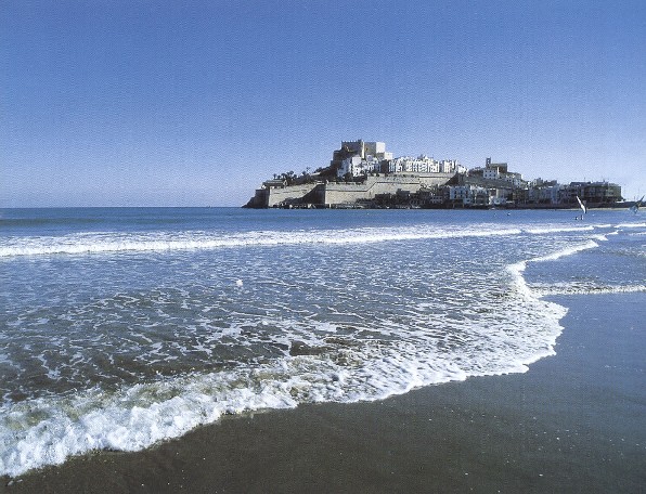 El Mediterraneo y el Castillo de Pescola